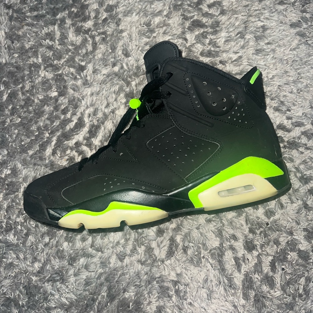 Rare jordan 6s